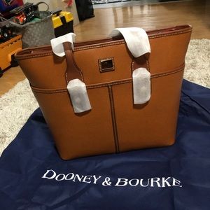 Dooney & Bourke double pocket tote